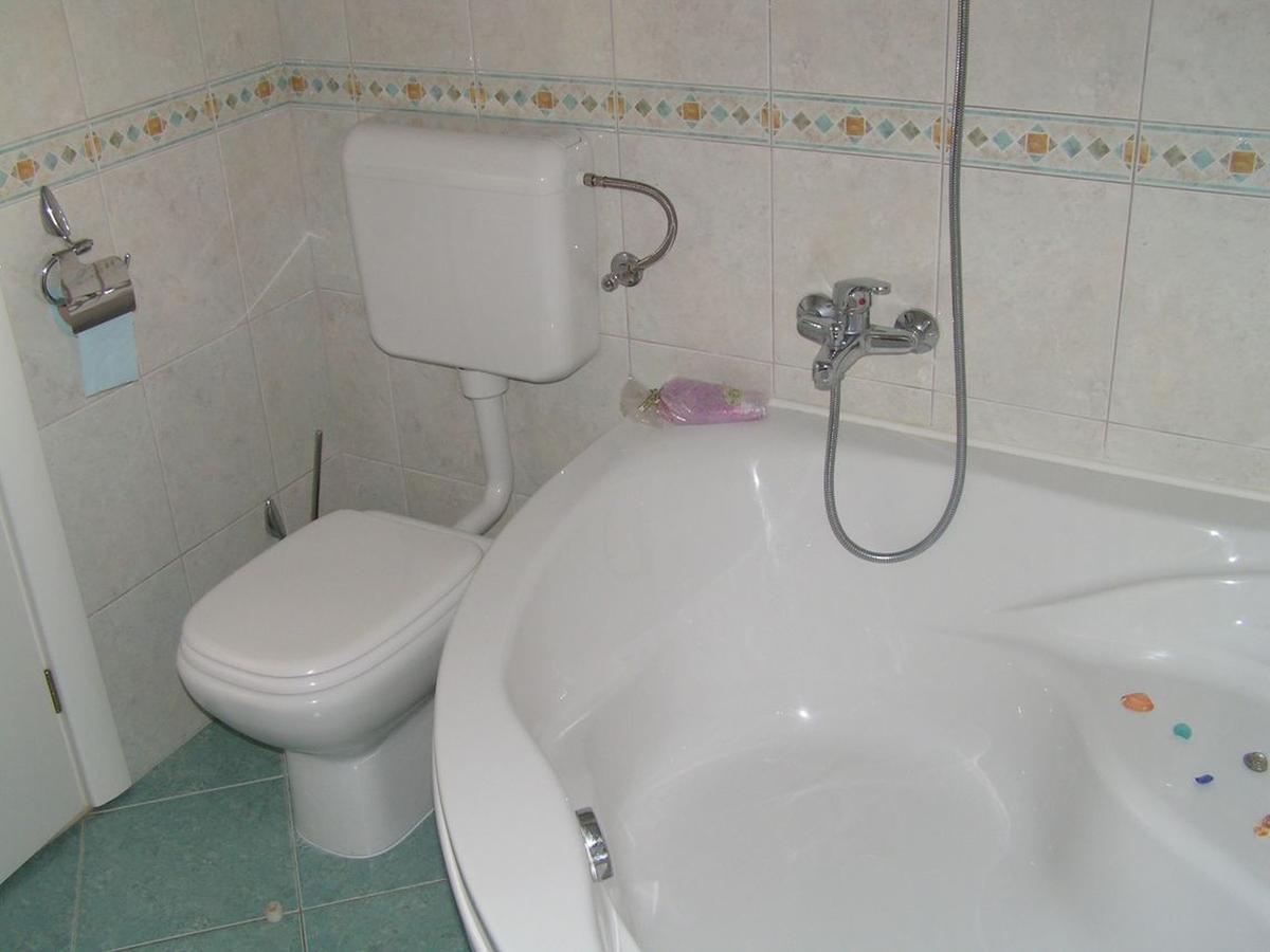 Room With Jungle Bathroom Dubrovnik Room photo